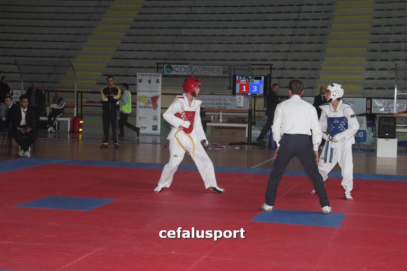 120212 Teakwondo 001_tn.jpg